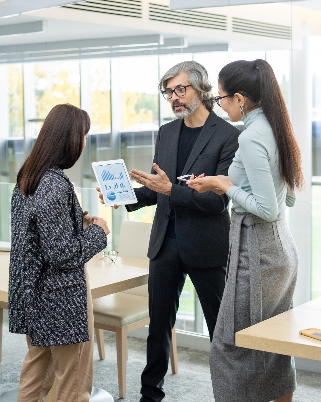 Expert-Consultation-Strategic-Planning-for-Ecommerce-Management